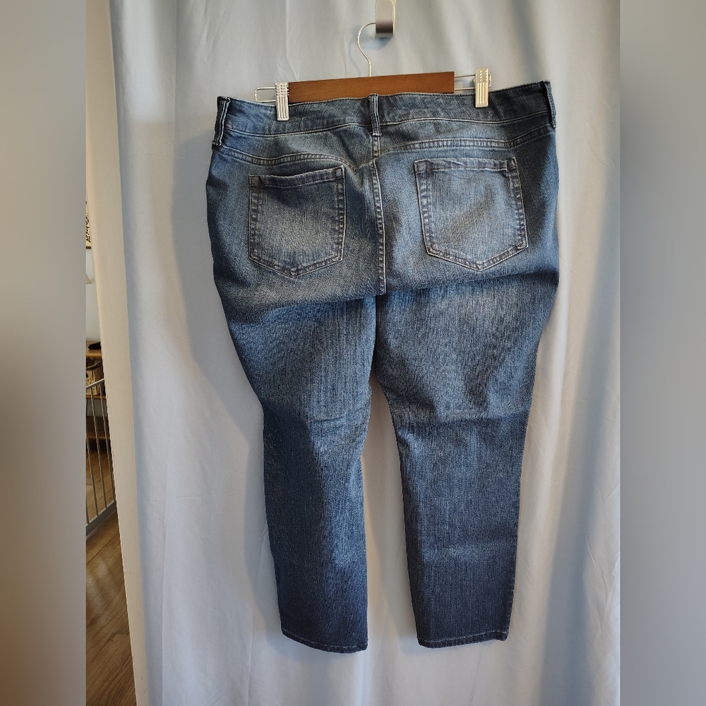 Torrid Womens Size 16S Straight Leg Stretch Blue Jeans Plus - Picture 2 of 8